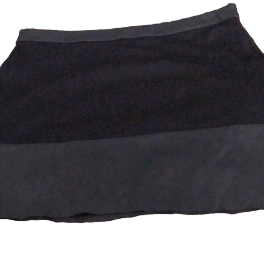 Express size small black mini skirt faux leather panels never worn